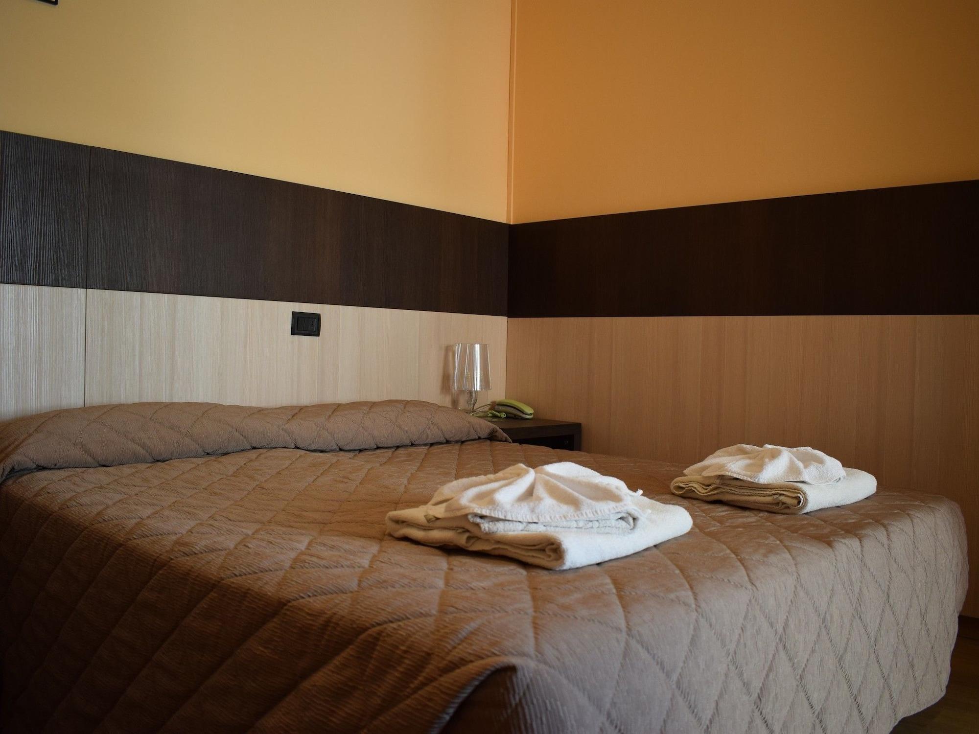 Hotel Bamby Rimini Luaran gambar