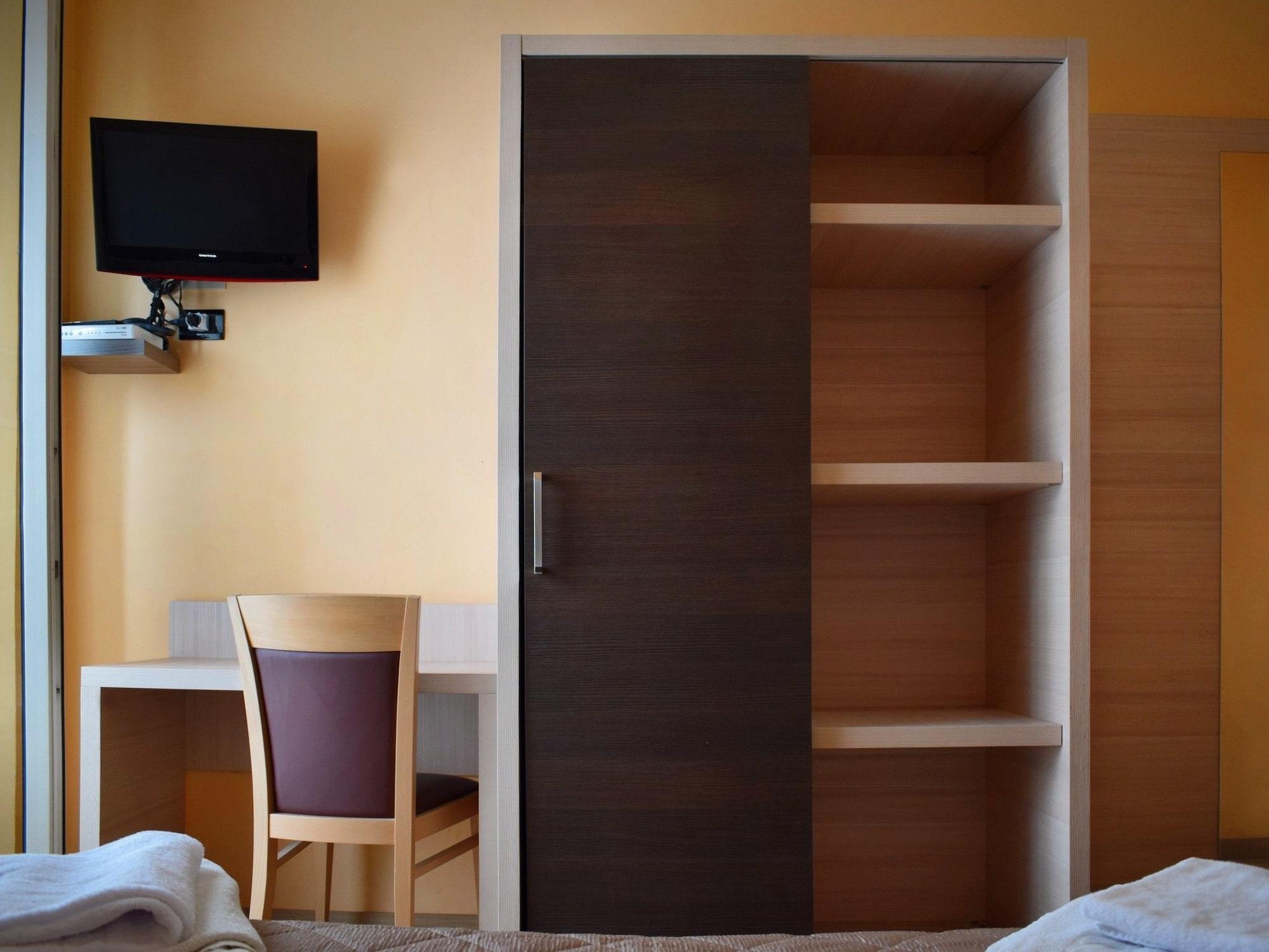 Hotel Bamby Rimini Luaran gambar