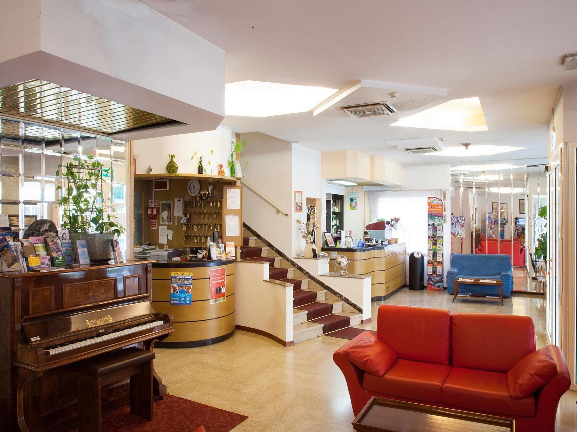 Hotel Bamby Rimini Luaran gambar