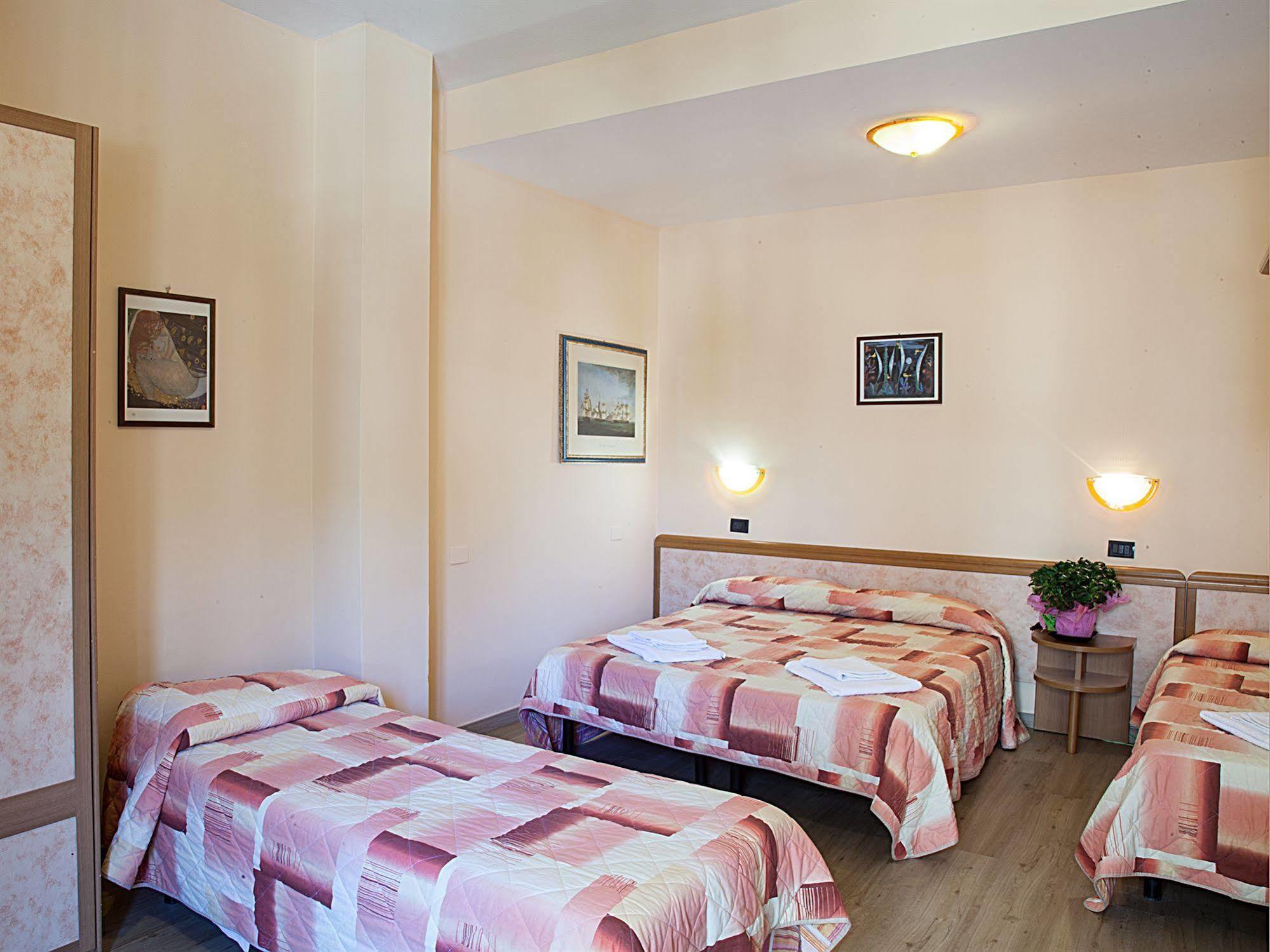 Hotel Bamby Rimini Luaran gambar