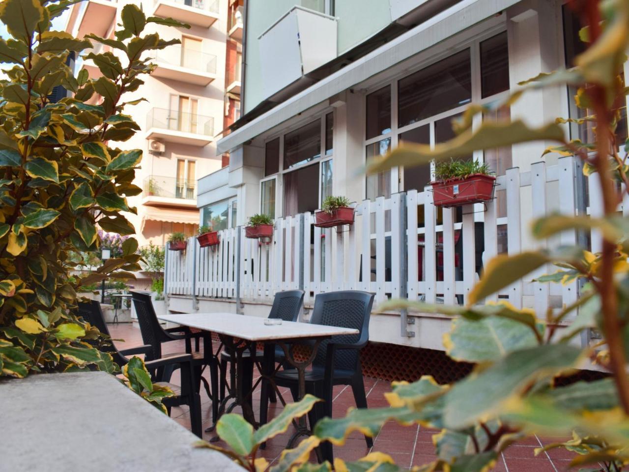 Hotel Bamby Rimini Luaran gambar